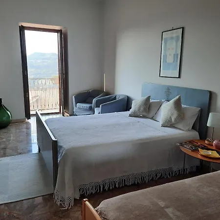 1885 ゲストハウス